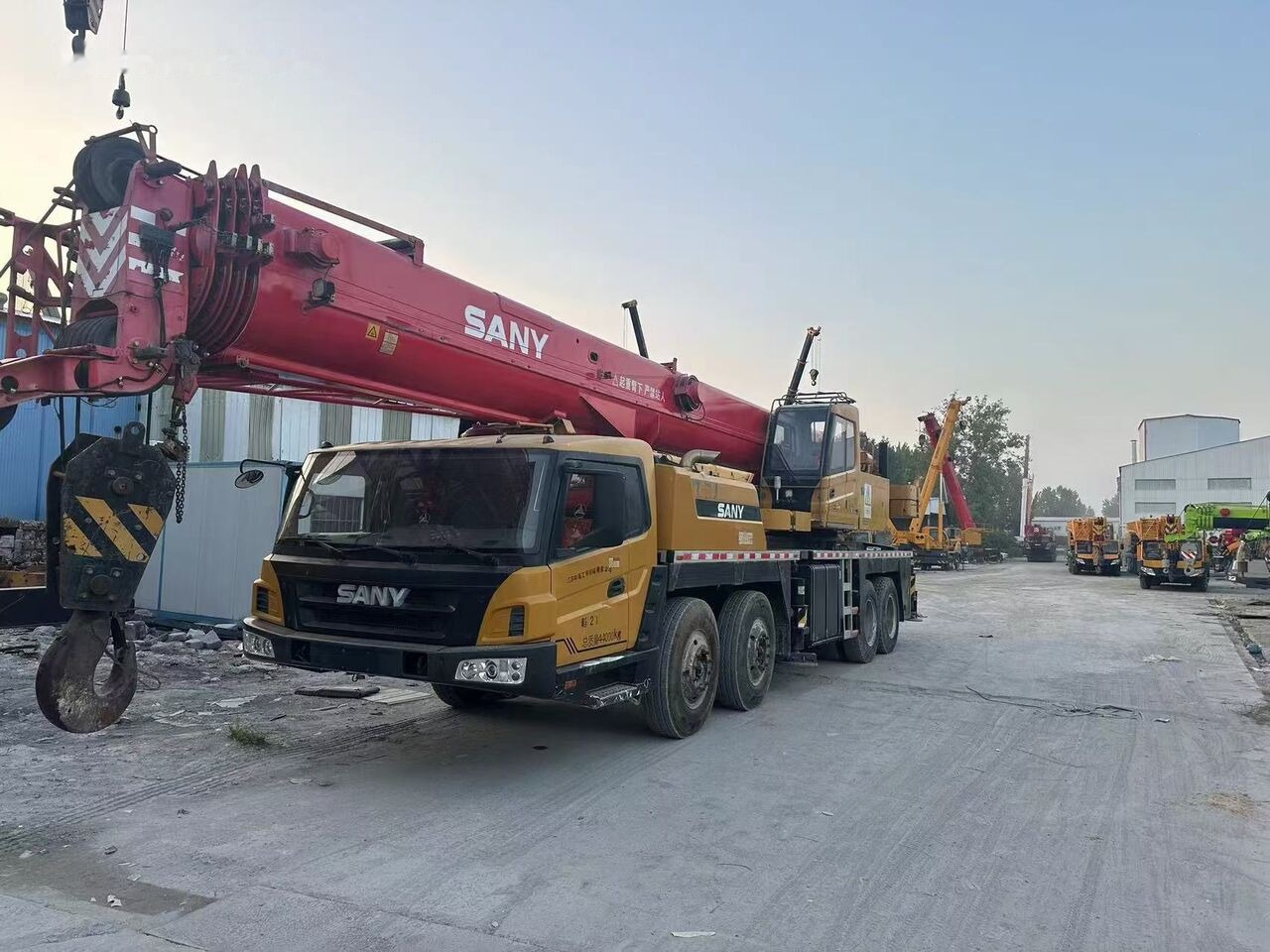 Sany STC550 STC500 55T 50T 55ton 50ton - Cẩu bánh lốp: hình 1 Sany STC550 STC500 55T 50T 55ton 50ton - Cẩu bánh lốp: hình 1