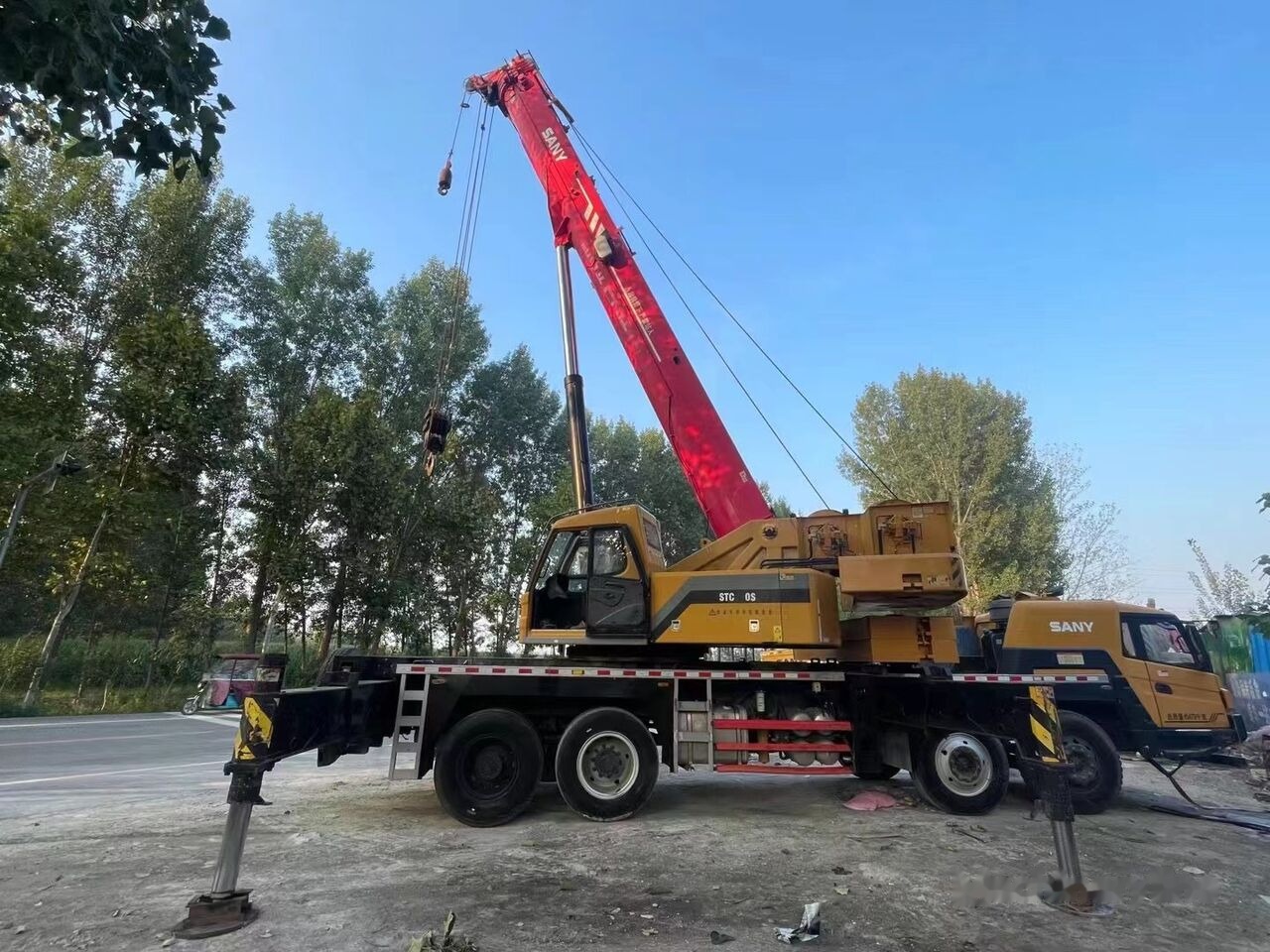 Sany STC800 STC800T STC800C STC800S 80T 80ton - Cẩu bánh lốp: hình 3 Sany STC800 STC800T STC800C STC800S 80T 80ton - Cẩu bánh lốp: hình 3