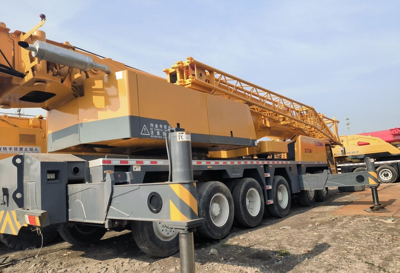 XCMG QY130K-1 - Cẩu bánh lốp: hình 2 XCMG QY130K-1 - Cẩu bánh lốp: hình 2