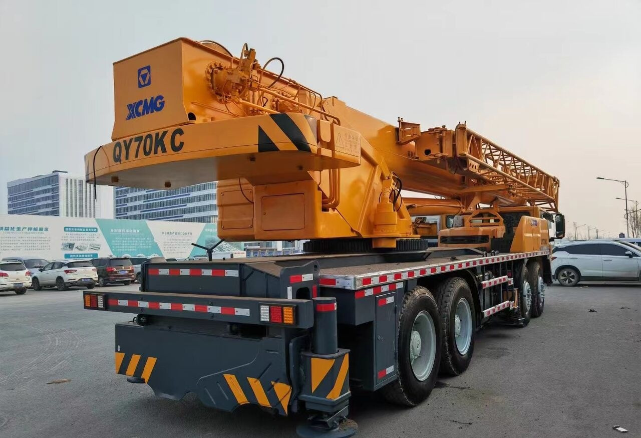 XCMG QY25K QY30K QY70K QY70KC truck crane - Cẩu bánh lốp: hình 1 XCMG QY25K QY30K QY70K QY70KC truck crane - Cẩu bánh lốp: hình 1