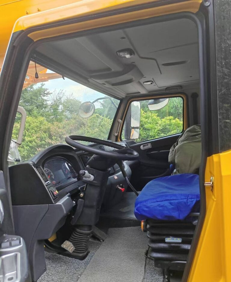 XCMG QY55KC 25ton 50ton 55ton 70ton 100 ton 130ton - Cẩu bánh lốp: hình 4 XCMG QY55KC 25ton 50ton 55ton 70ton 100 ton 130ton - Cẩu bánh lốp: hình 4