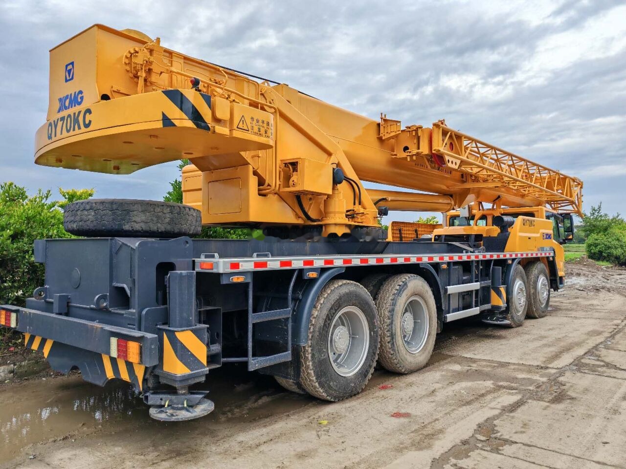 XCMG QY70KC QY70KA XCT70 50 60 80 100 130 - Cẩu bánh lốp: hình 3 XCMG QY70KC QY70KA XCT70 50 60 80 100 130 - Cẩu bánh lốp: hình 3