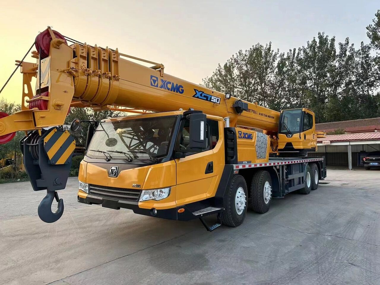 XCMG XCT50 XCT30 XCT35 QY50KC QY50K 50T 50ton - Cẩu bánh lốp: hình 1 XCMG XCT50 XCT30 XCT35 QY50KC QY50K 50T 50ton - Cẩu bánh lốp: hình 1