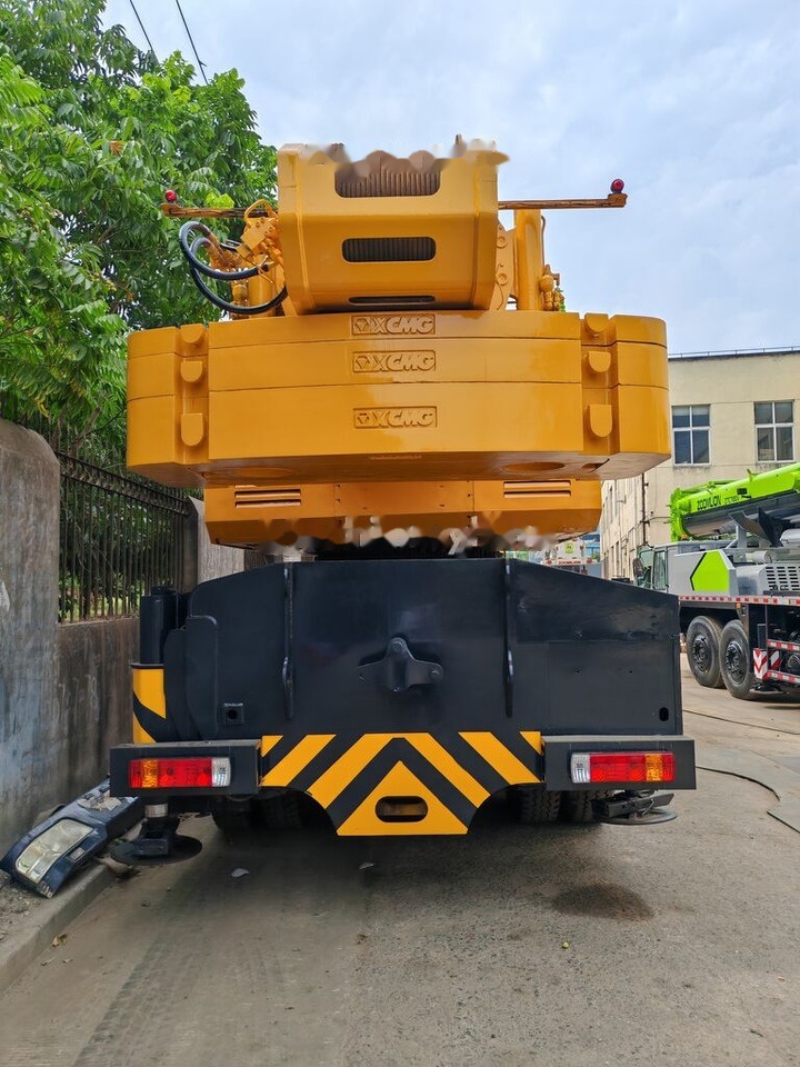 XCMG XCT80 XCT100 XCT70 80T 80ton 90ton 100ton - Cẩu bánh lốp: hình 3 XCMG XCT80 XCT100 XCT70 80T 80ton 90ton 100ton - Cẩu bánh lốp: hình 3
