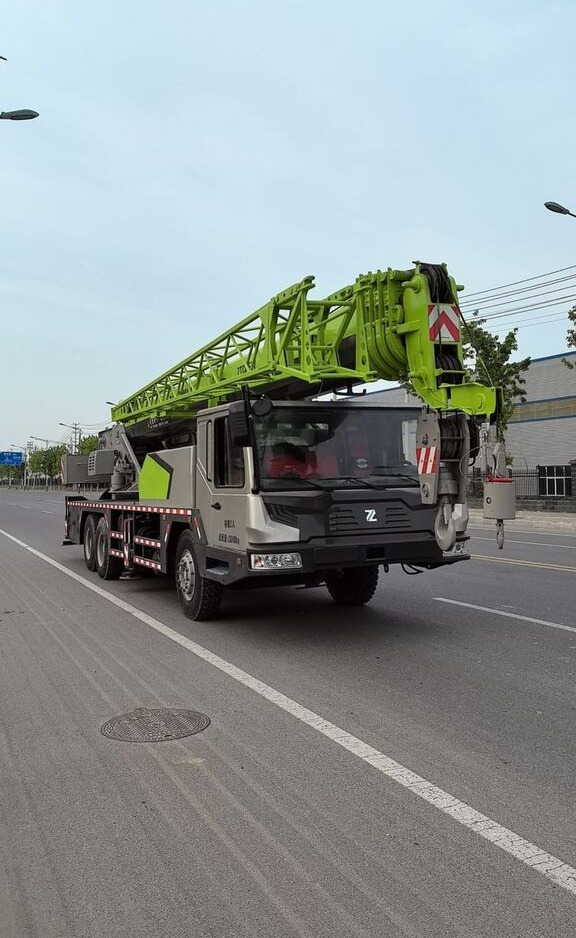 Zoomlion - Cẩu bánh lốp: hình 2 Zoomlion - Cẩu bánh lốp: hình 2