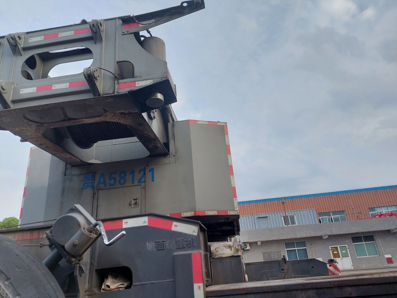 Zoomlion ZAT2600V 260T 260ton 220t 220ton - Cẩu bánh lốp: hình 4 Zoomlion ZAT2600V 260T 260ton 220t 220ton - Cẩu bánh lốp: hình 4