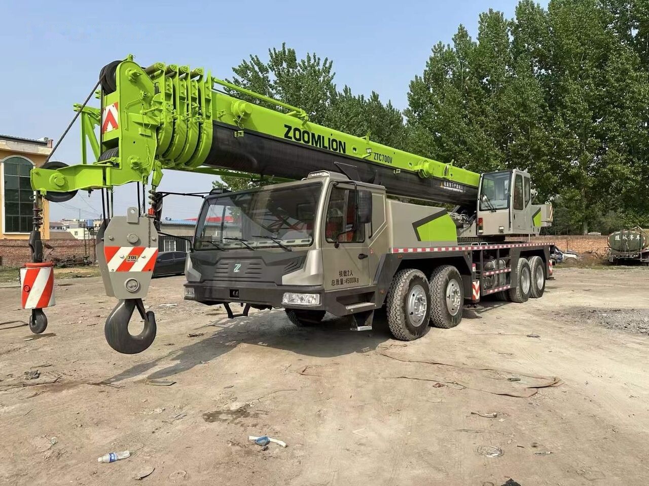 Zoomlion ZTC700V ZTC800V ZTC900V 50T 70T 80T 100T - Cẩu bánh lốp: hình 1 Zoomlion ZTC700V ZTC800V ZTC900V 50T 70T 80T 100T - Cẩu bánh lốp: hình 1