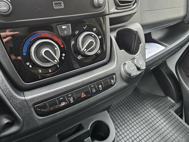 Xe van chở hàng FIAT Ducato 35 L3H2 180PS 13m³ Voll-LED 260° CarPlay...: hình 13 Xe van chở hàng FIAT Ducato 35 L3H2 180PS 13m³ Voll-LED 260° CarPlay...: hình 13