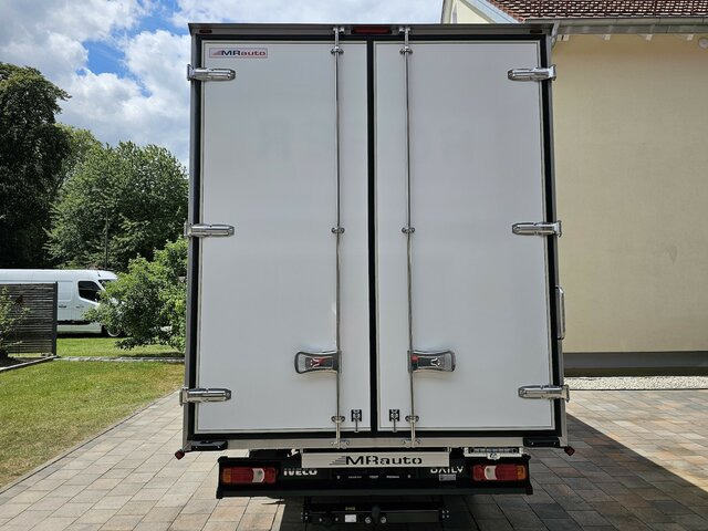 Xe tải nhỏ thùng kín mới IVECO Daily 35S18HA8 3.0 Hi-Matic AHK Tachograph LED: hình 37