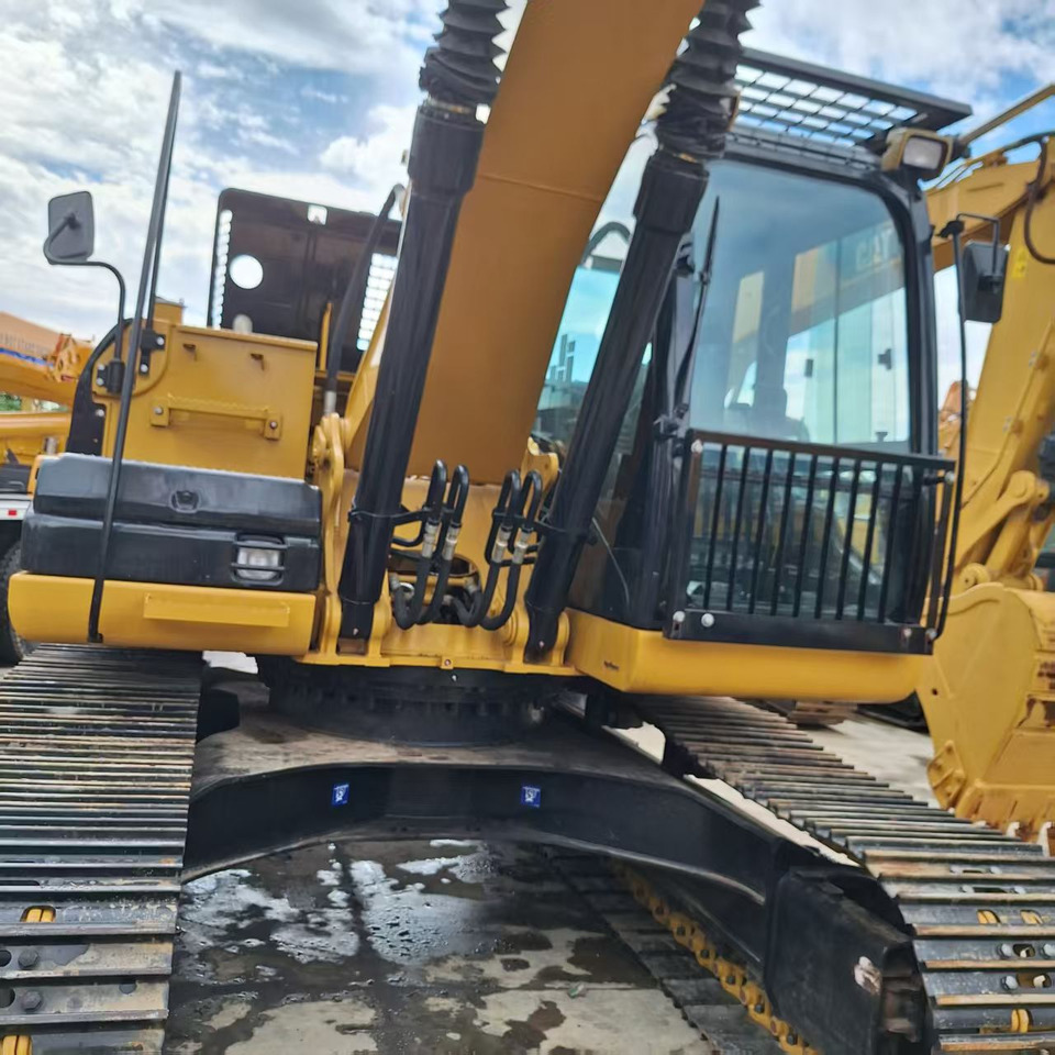 CAT 320D2 Excavator - Máy xúc bánh xích: hình 3 CAT 320D2 Excavator - Máy xúc bánh xích: hình 3