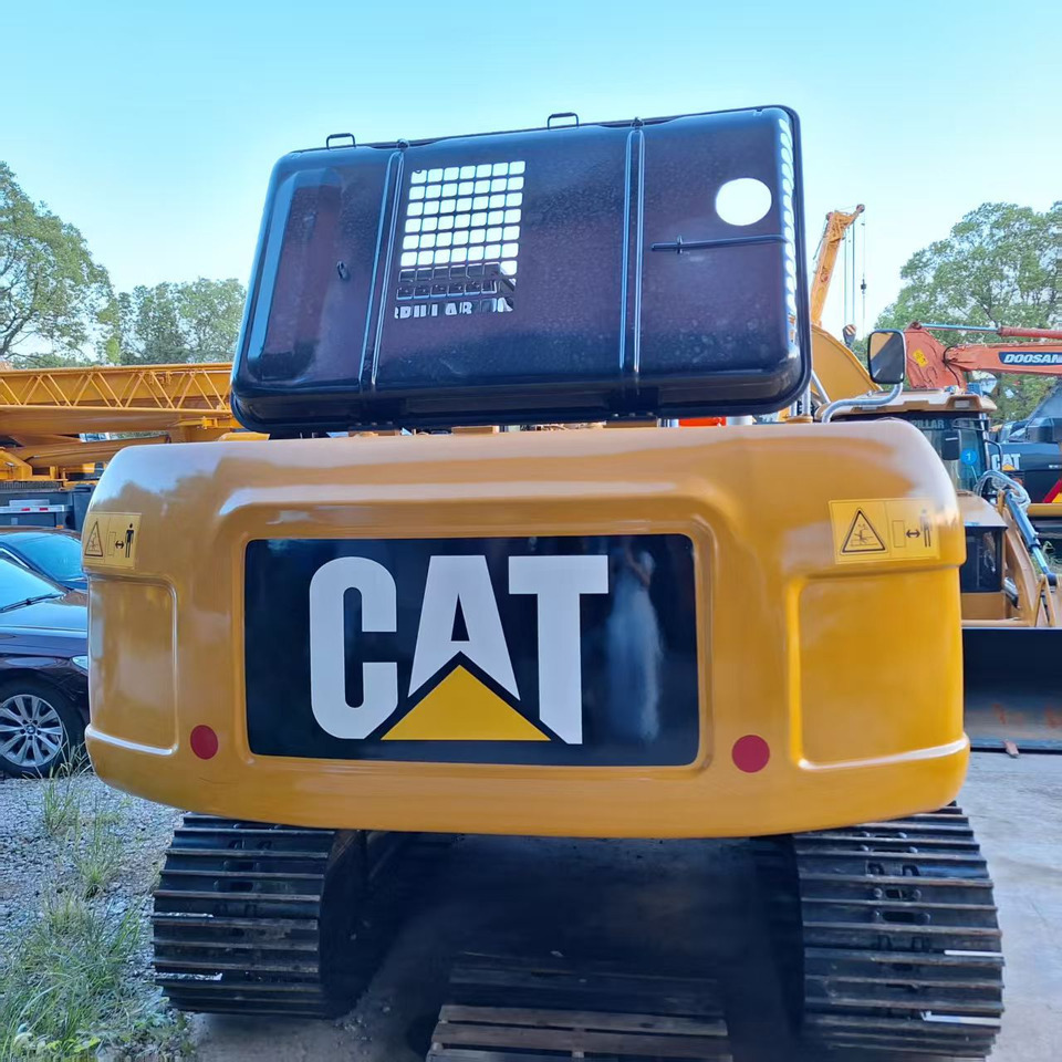CAT 320D2L Excavator - Máy xúc bánh xích: hình 4 CAT 320D2L Excavator - Máy xúc bánh xích: hình 4