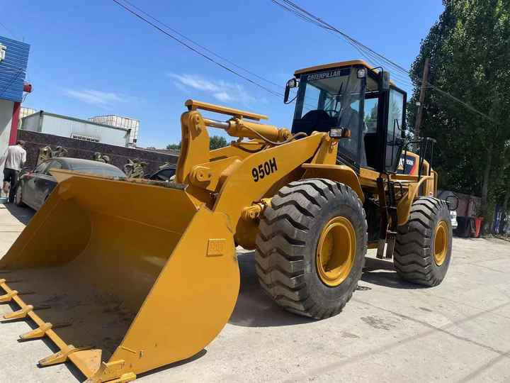 CAT 950H - Máy xúc lật bánh lốp: hình 2 CAT 950H - Máy xúc lật bánh lốp: hình 2