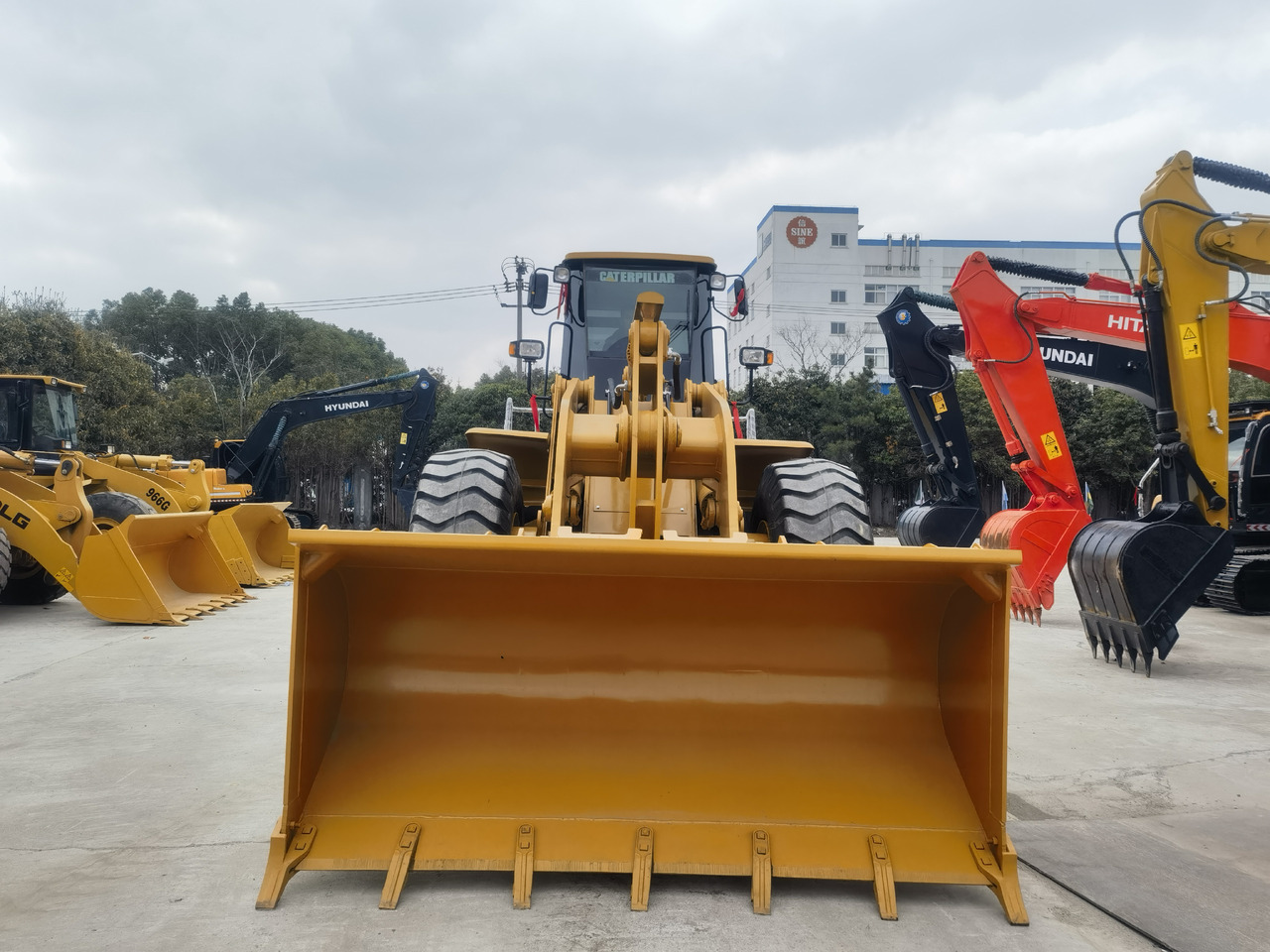 CAT 950H Wheel Loader - Máy xúc lật bánh lốp: hình 4 CAT 950H Wheel Loader - Máy xúc lật bánh lốp: hình 4