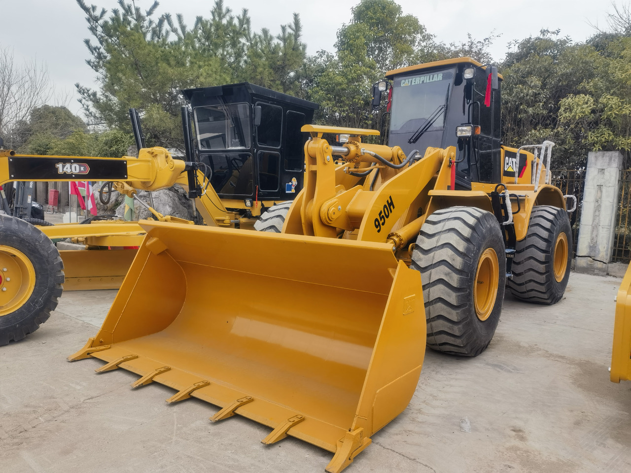 CAT 950H Wheel Loader - Máy xúc lật bánh lốp: hình 1 CAT 950H Wheel Loader - Máy xúc lật bánh lốp: hình 1