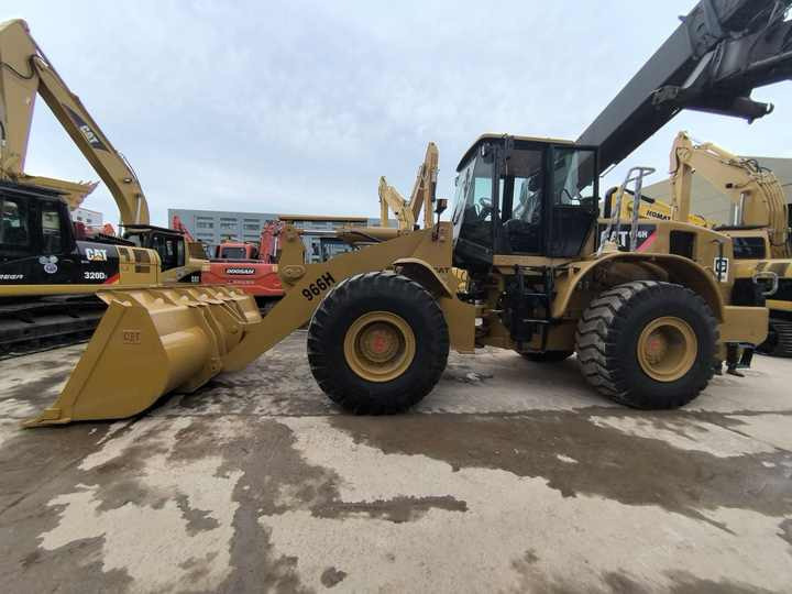 CAT 966H - Máy xúc lật bánh lốp: hình 1 CAT 966H - Máy xúc lật bánh lốp: hình 1