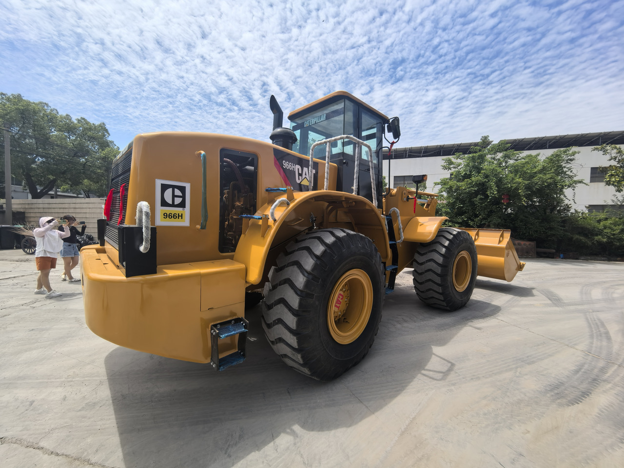 CAT 966H - Máy xúc lật bánh lốp: hình 4 CAT 966H - Máy xúc lật bánh lốp: hình 4