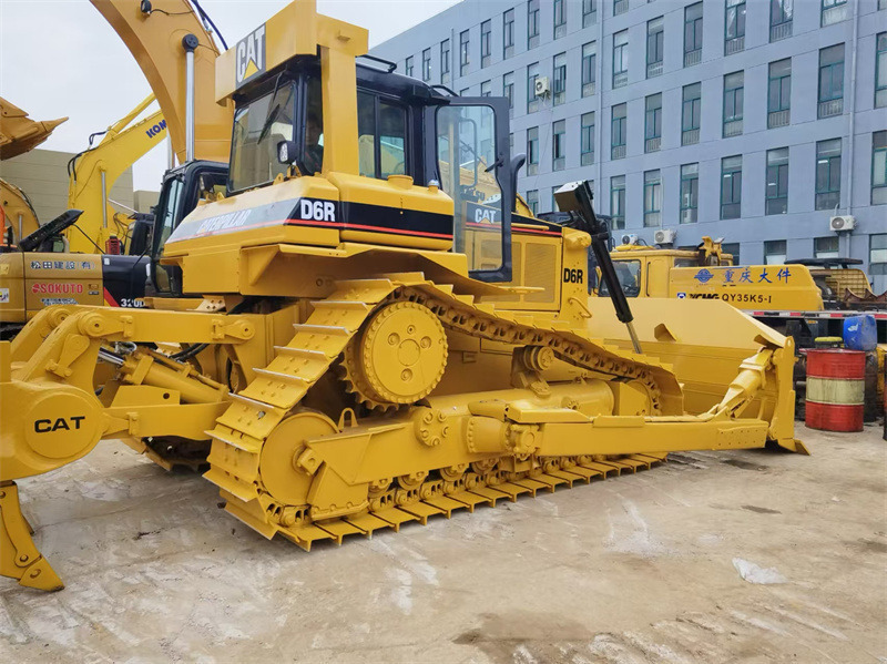 CAT D6R Bulldozer - Máy ủi: hình 1 CAT D6R Bulldozer - Máy ủi: hình 1
