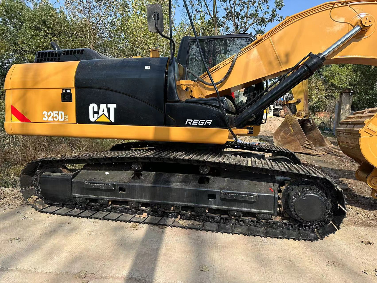 CATERPILLAR 325 D - Máy xúc bánh xích: hình 4 CATERPILLAR 325 D - Máy xúc bánh xích: hình 4