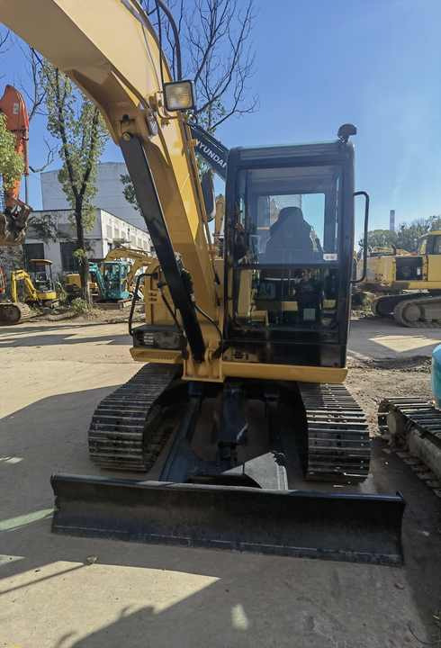 Caterpillar second hand excavator 305.5E2 digger excavator caterpillar 305.5E2 small excavator for sale - Máy xúc bánh xích: hình 5 Caterpillar second hand excavator 305.5E2 digger excavator caterpillar 305.5E2 small excavator for sale - Máy xúc bánh xích: hình 5