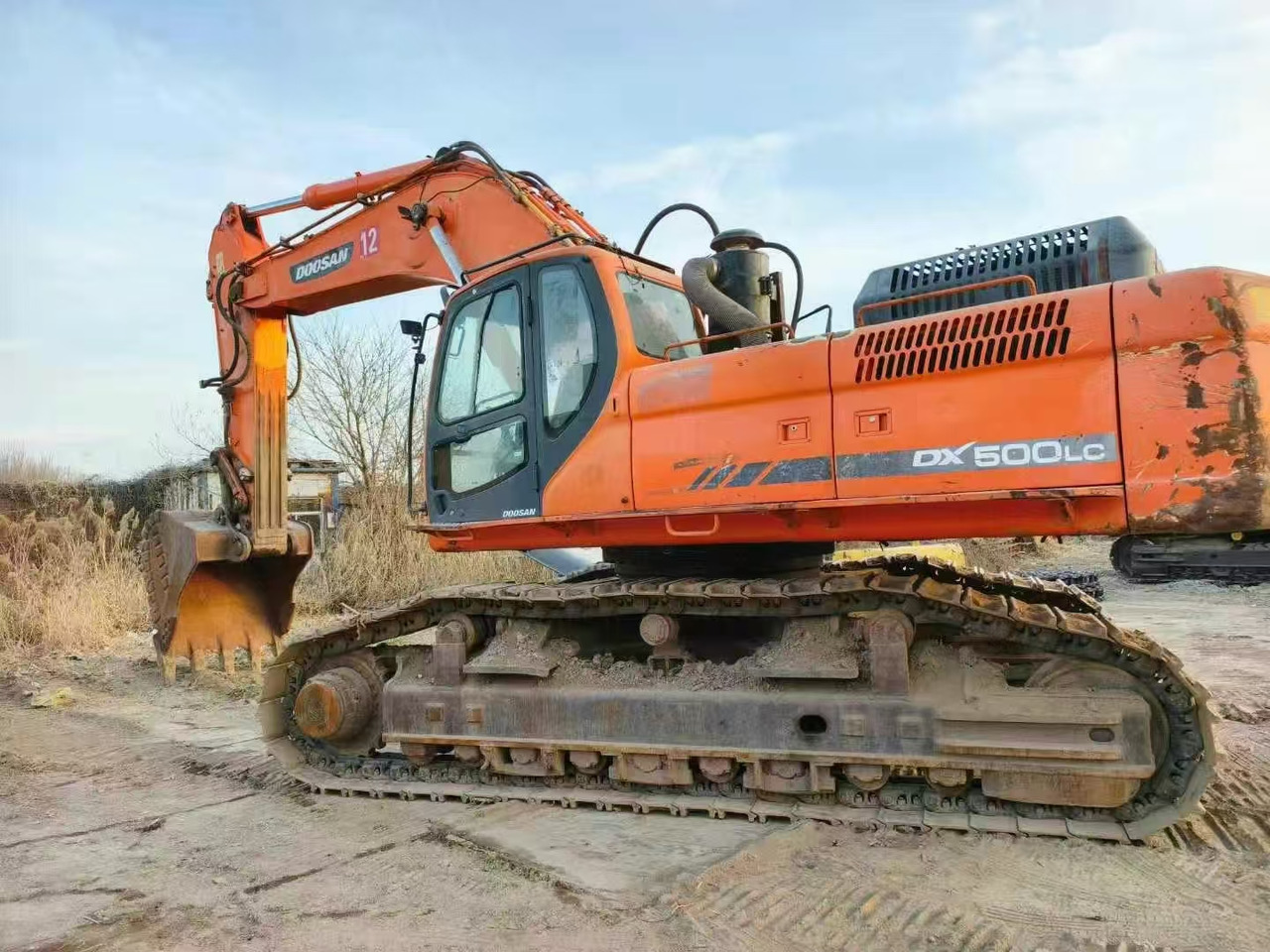 DOOSAN Doosan DX500LC Crawler excavator - Máy xúc bánh xích: hình 1 DOOSAN Doosan DX500LC Crawler excavator - Máy xúc bánh xích: hình 1