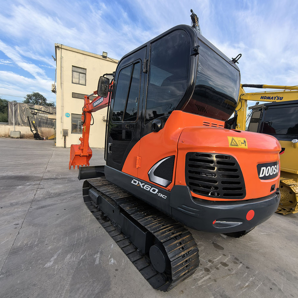 Doosan Dx60 Crawler Excavator - Máy xúc bánh xích: hình 4 Doosan Dx60 Crawler Excavator - Máy xúc bánh xích: hình 4