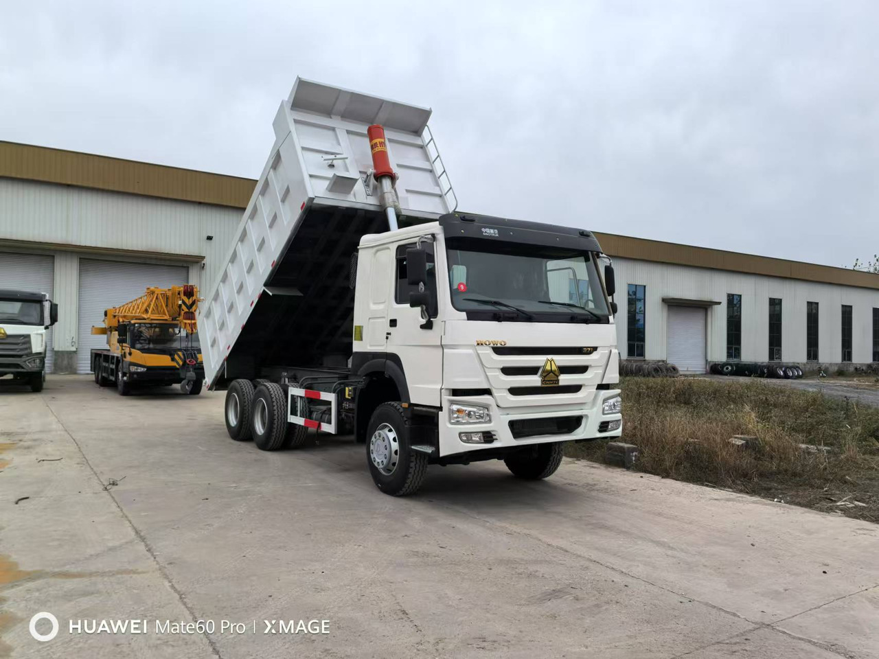 HOWO Howo 371 Used Dump Truck 6x4 - Xe ben: hình 3 HOWO Howo 371 Used Dump Truck 6x4 - Xe ben: hình 3