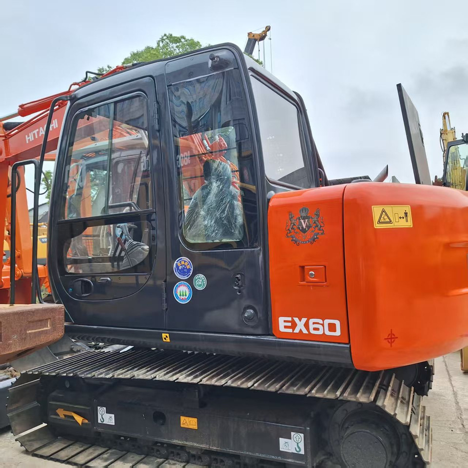 Hitachi EX60 Excavator - Máy xúc bánh xích: hình 1 Hitachi EX60 Excavator - Máy xúc bánh xích: hình 1