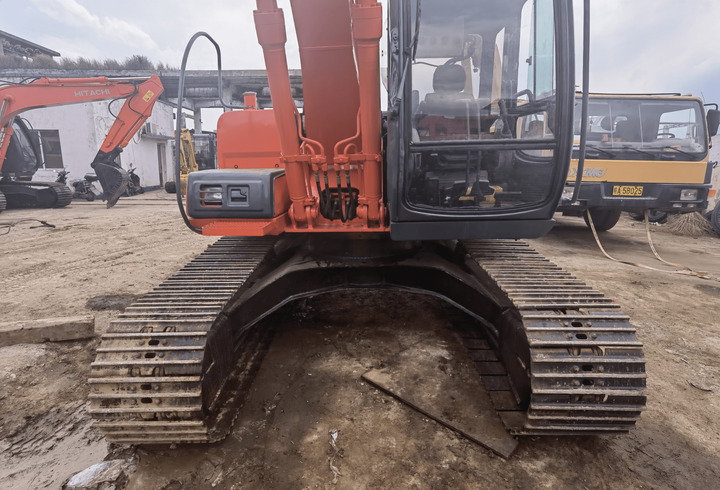 Hitachi ZX120-6 ZX120-5A ZX130 ZX120-5 EX120-5 excavator machinery used hitachi ex120-5 excavator for sale - Máy xúc bánh xích: hình 4 Hitachi ZX120-6 ZX120-5A ZX130 ZX120-5 EX120-5 excavator machinery used hitachi ex120-5 excavator for sale - Máy xúc bánh xích: hình 4