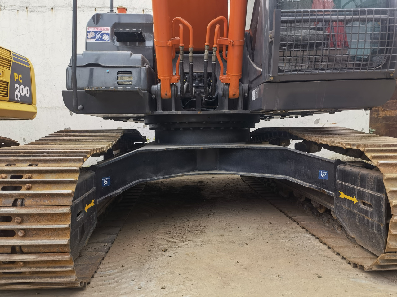 Máy xúc bánh xích Hitachi ZX200-3 excavator: hình 6
