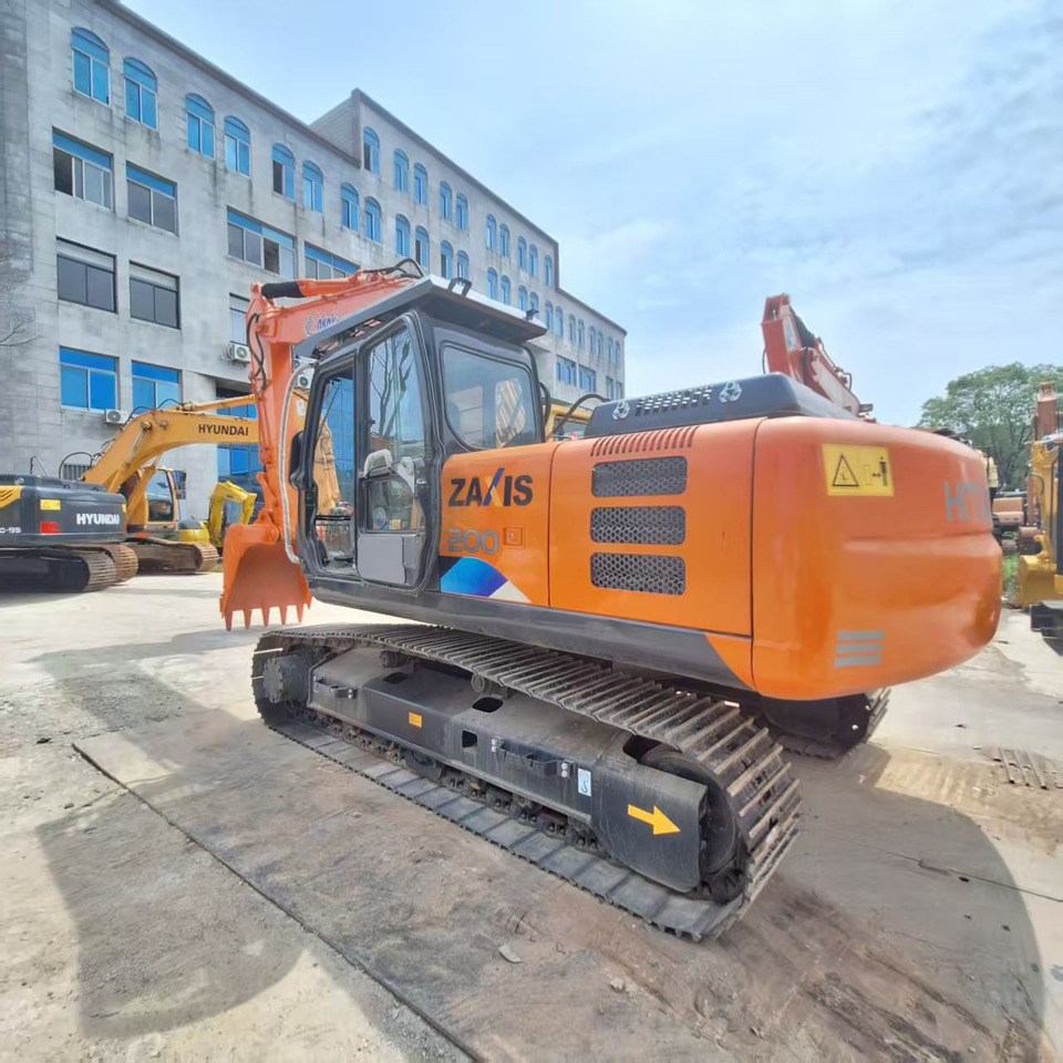 Hitachi ZX200G Excavator - Máy xúc bánh xích: hình 1 Hitachi ZX200G Excavator - Máy xúc bánh xích: hình 1