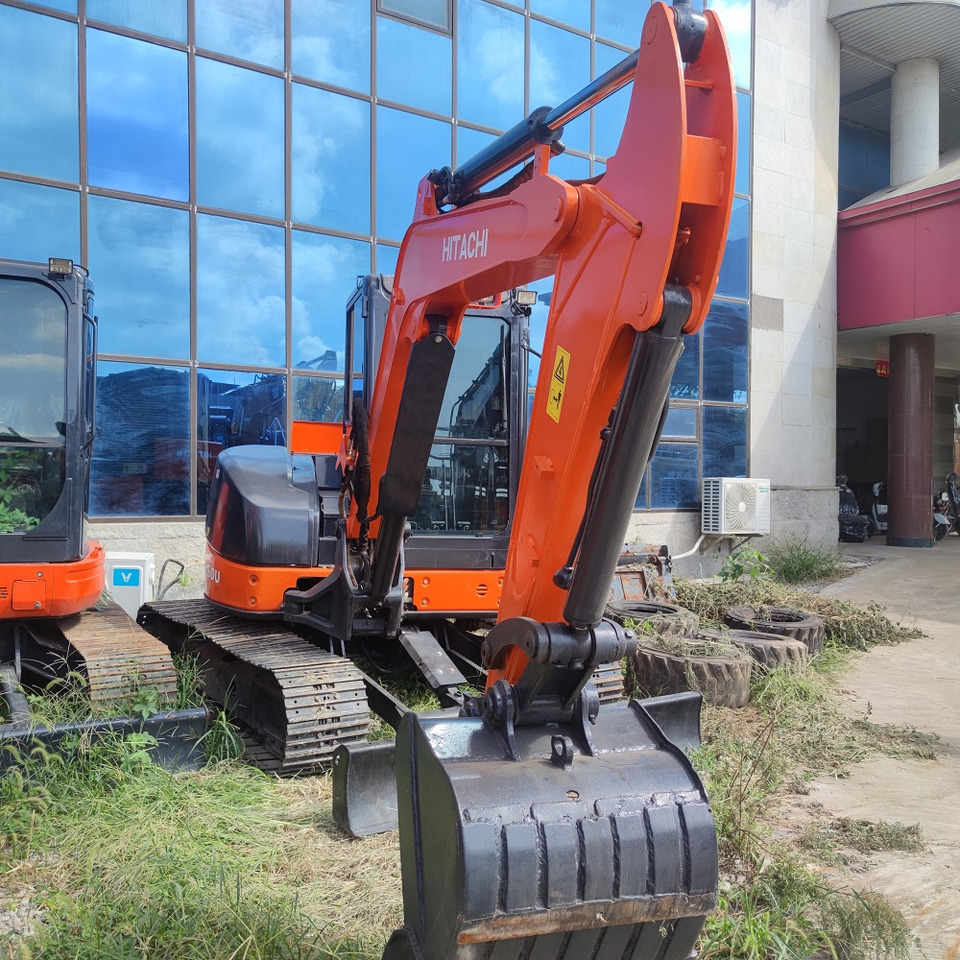 Hitachi ZX50 Excavator - Máy xúc bánh xích: hình 5 Hitachi ZX50 Excavator - Máy xúc bánh xích: hình 5