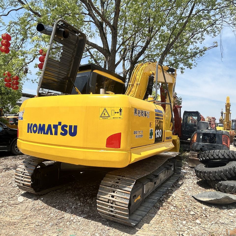 Komatsu PC130-7 Excavator - Máy xúc bánh xích: hình 4 Komatsu PC130-7 Excavator - Máy xúc bánh xích: hình 4