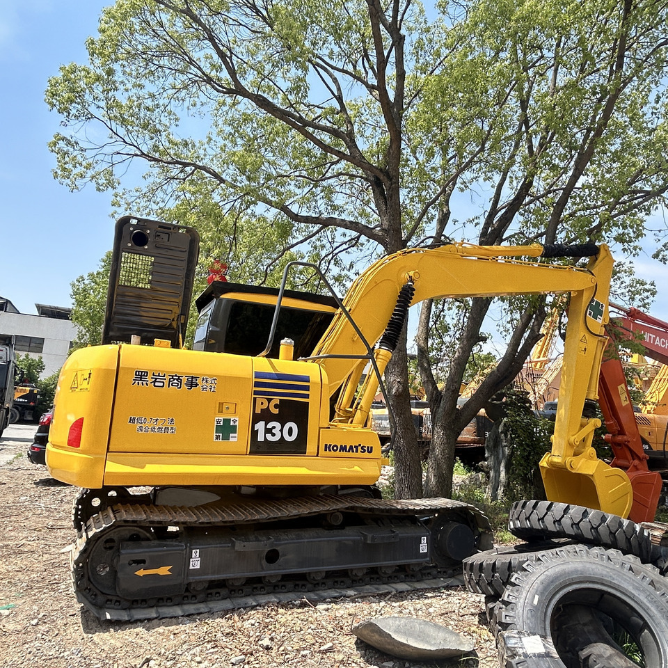 Komatsu PC130-7 Excavator - Máy xúc bánh xích: hình 2 Komatsu PC130-7 Excavator - Máy xúc bánh xích: hình 2
