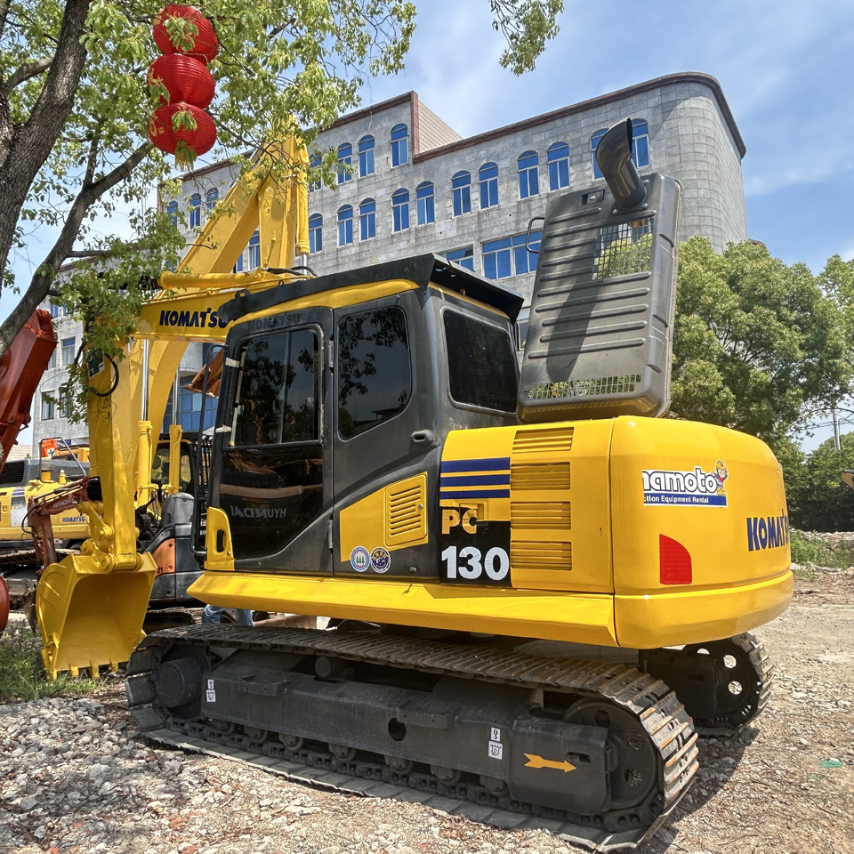 Komatsu PC130-7 Excavator - Máy xúc bánh xích: hình 3 Komatsu PC130-7 Excavator - Máy xúc bánh xích: hình 3