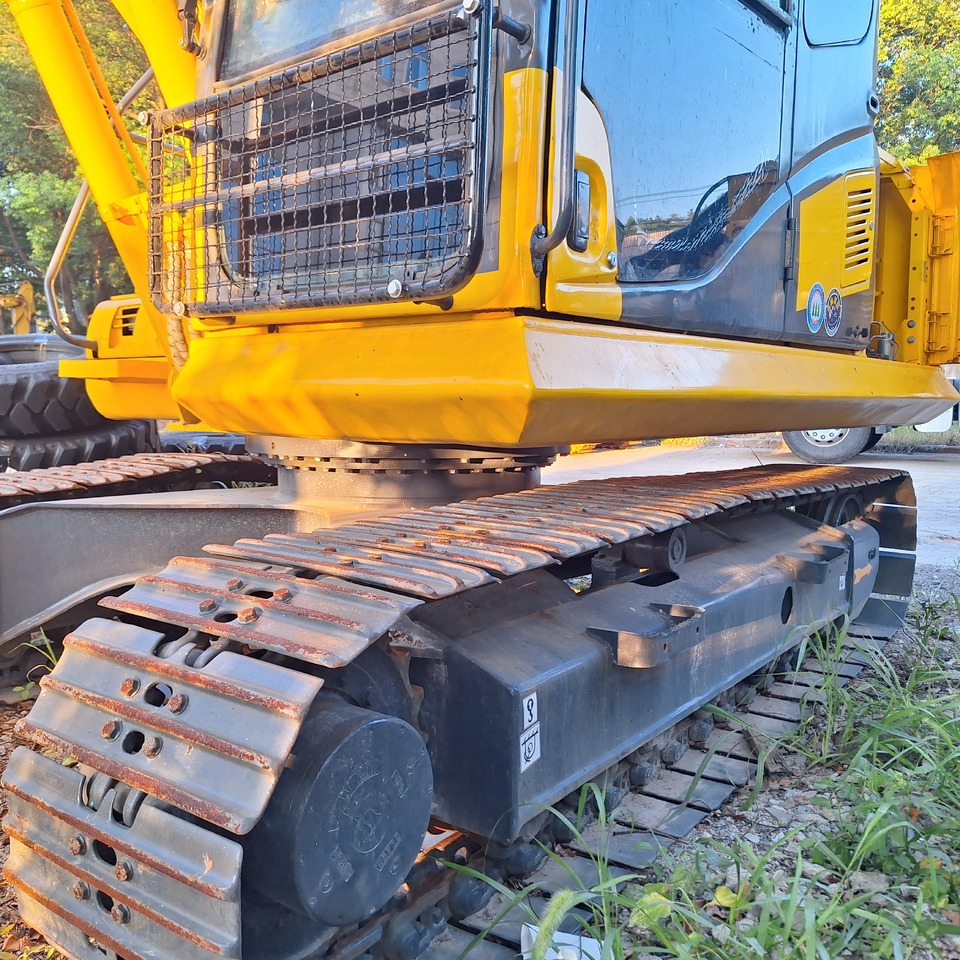 Komatsu PC130 Excavator - Máy xúc bánh xích: hình 3 Komatsu PC130 Excavator - Máy xúc bánh xích: hình 3