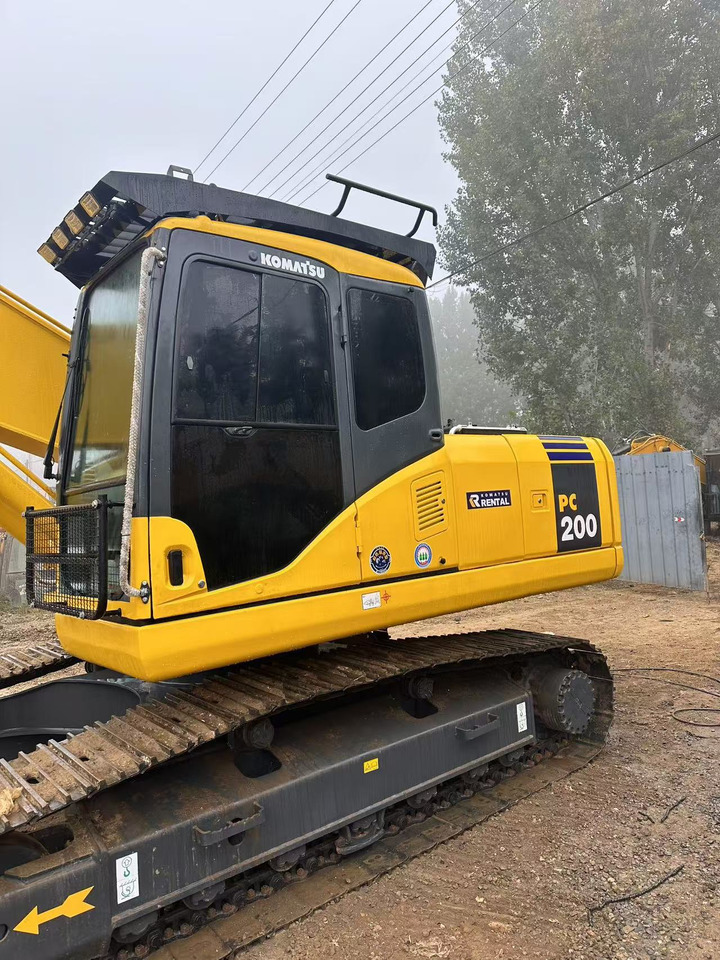 Komatsu PC200-7 excavator - Máy xúc bánh xích: hình 3 Komatsu PC200-7 excavator - Máy xúc bánh xích: hình 3