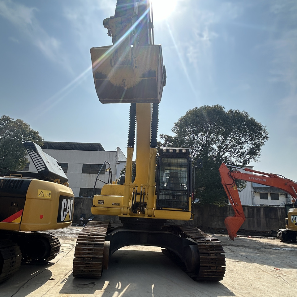 Komatsu PC400 -8 - Máy xúc bánh xích: hình 4 Komatsu PC400 -8 - Máy xúc bánh xích: hình 4