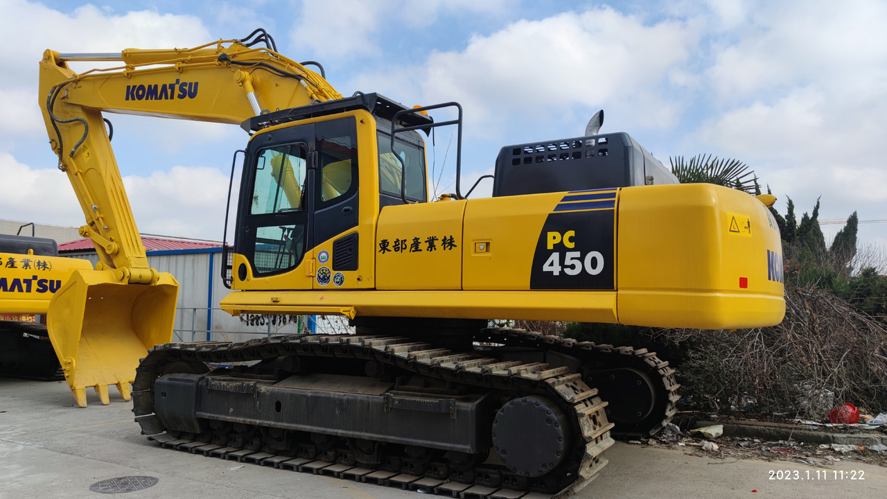 Komatsu PC450 -8 - Máy xúc bánh xích: hình 1 Komatsu PC450 -8 - Máy xúc bánh xích: hình 1