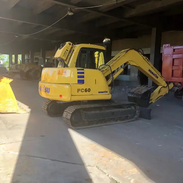 Komatsu PC60 Second-Hand Excavator for Sale Core Components Include Engine Pump Motor - Máy xúc: hình 1 Komatsu PC60 Second-Hand Excavator for Sale Core Components Include Engine Pump Motor - Máy xúc: hình 1