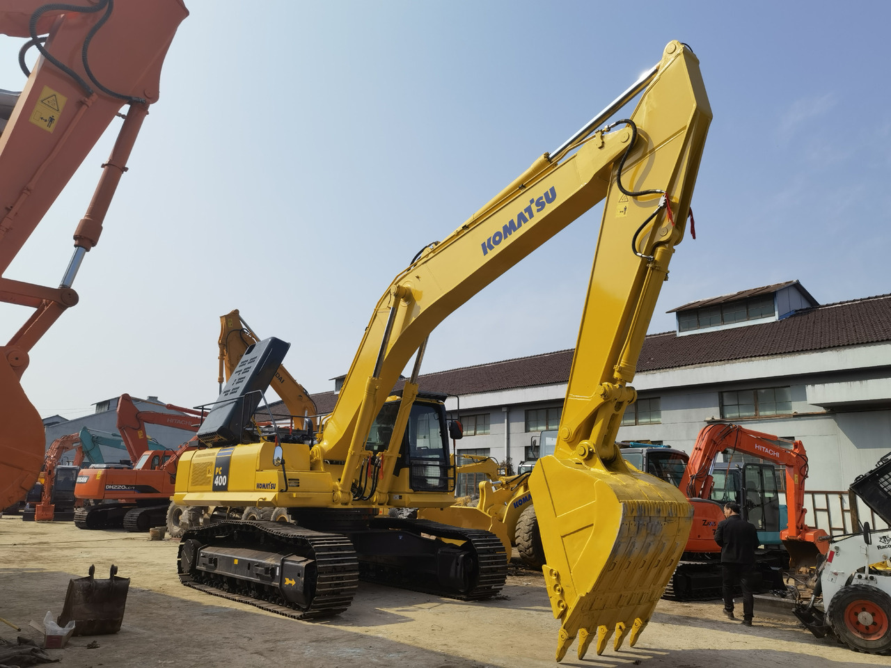 Komatsu pc400-7 excavator - Máy xúc bánh xích: hình 1 Komatsu pc400-7 excavator - Máy xúc bánh xích: hình 1