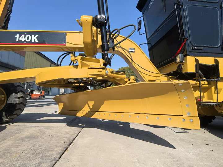 Original cat 140H 140G 140K motor grader used Caterpillar 140k grader machine used for sale - Máy san: hình 5 Original cat 140H 140G 140K motor grader used Caterpillar 140k grader machine used for sale - Máy san: hình 5