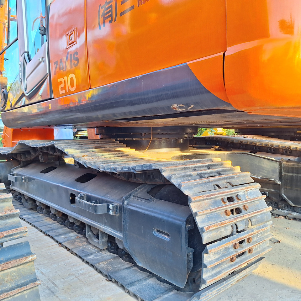 Second hand Hitachi ZX210 excavator - Máy xúc: hình 4 Second hand Hitachi ZX210 excavator - Máy xúc: hình 4