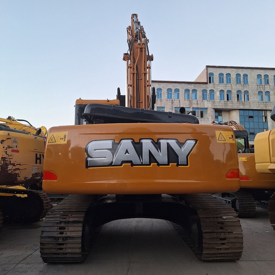 Used SANY 215c Excavator - Máy xúc bánh xích: hình 1 Used SANY 215c Excavator - Máy xúc bánh xích: hình 1