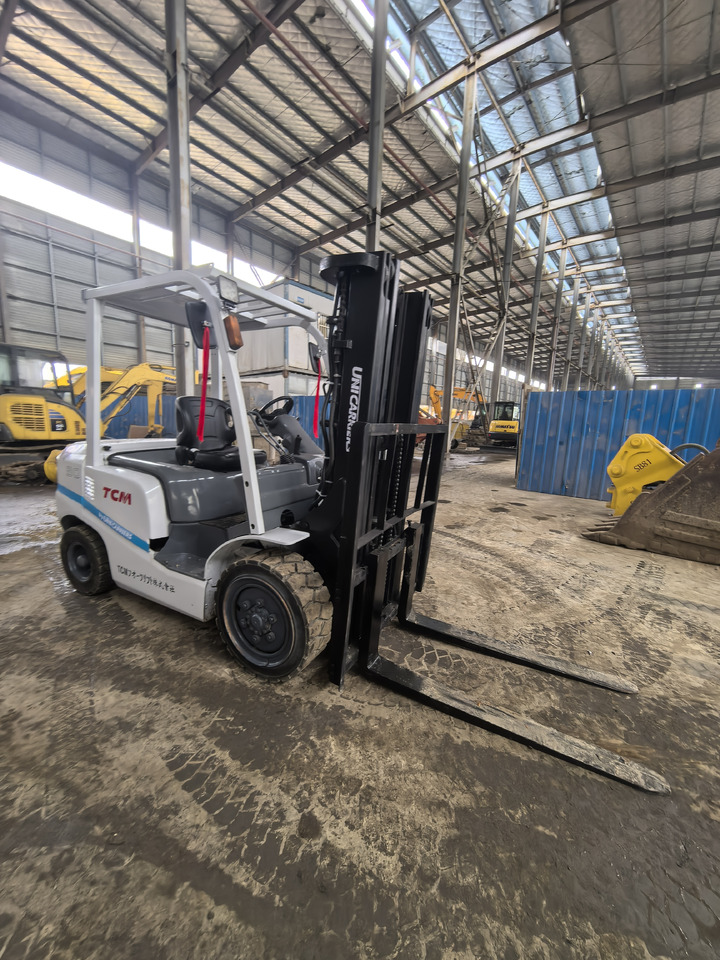 Used TCM FD30 forklift - Xe nâng diesel: hình 5 Used TCM FD30 forklift - Xe nâng diesel: hình 5