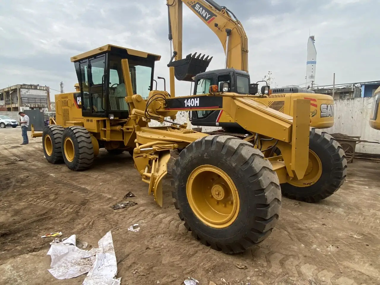 Used grader caterpillar 140H Caterpillar motor grader 140H 140G 120K 120G 14H cheap used grader - Máy san: hình 3 Used grader caterpillar 140H Caterpillar motor grader 140H 140G 120K 120G 14H cheap used grader - Máy san: hình 3