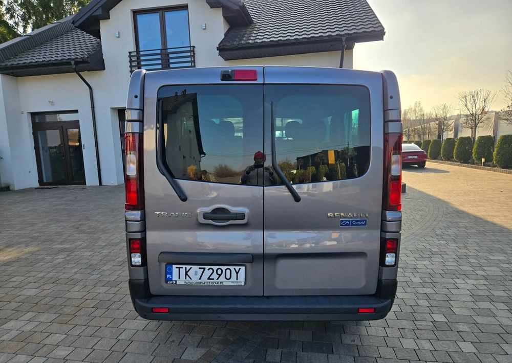 Renault Trafic Grand SpaceClass 2.0 dCi EDC - Xe hơi: hình 4 Renault Trafic Grand SpaceClass 2.0 dCi EDC - Xe hơi: hình 4