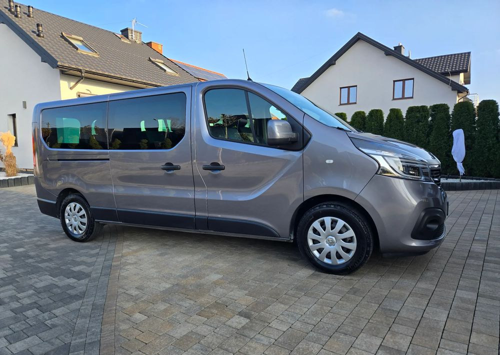 Renault Trafic Grand SpaceClass 2.0 dCi EDC - Xe bus mini, Xe van chở khách: hình 1 Renault Trafic Grand SpaceClass 2.0 dCi EDC - Xe bus mini, Xe van chở khách: hình 1