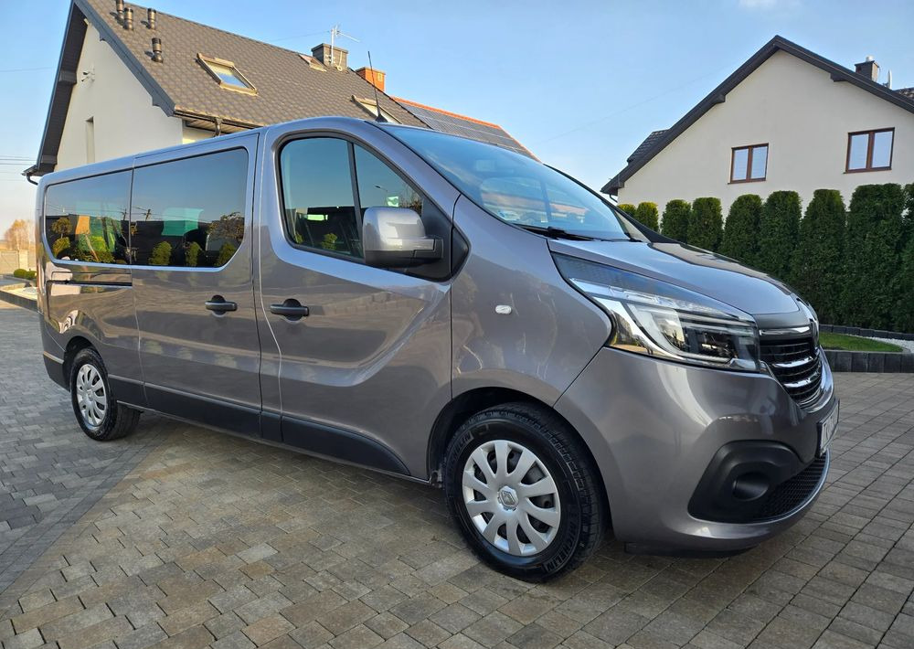 Renault Trafic Grand SpaceClass 2.0 dCi EDC - Xe hơi: hình 4 Renault Trafic Grand SpaceClass 2.0 dCi EDC - Xe hơi: hình 4