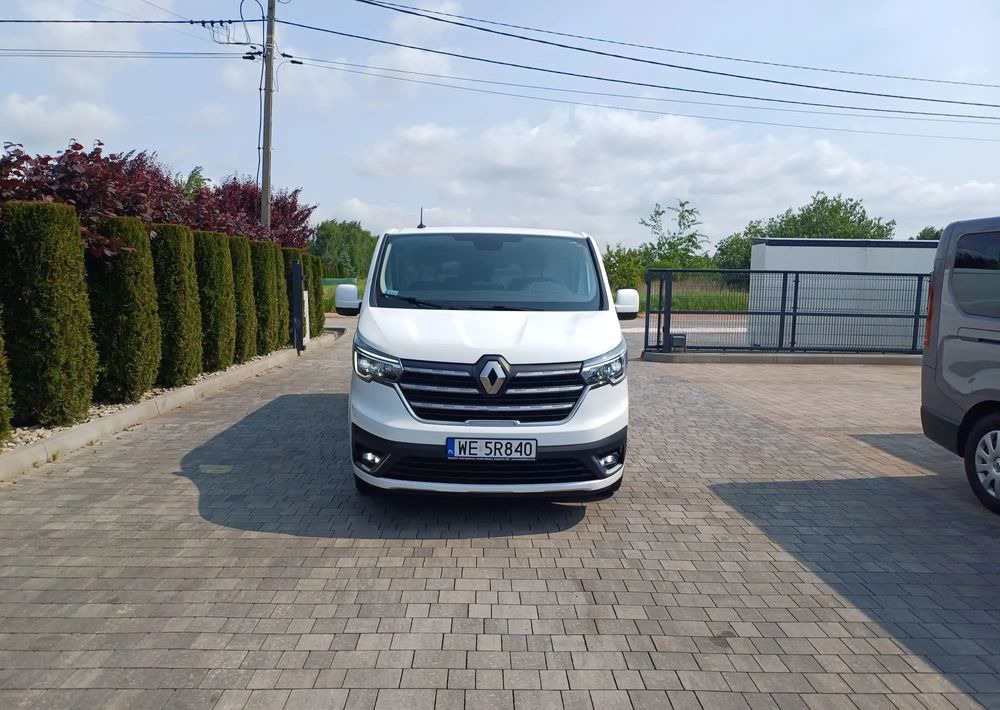 Renault Trafick - Xe van chở hàng: hình 2 Renault Trafick - Xe van chở hàng: hình 2