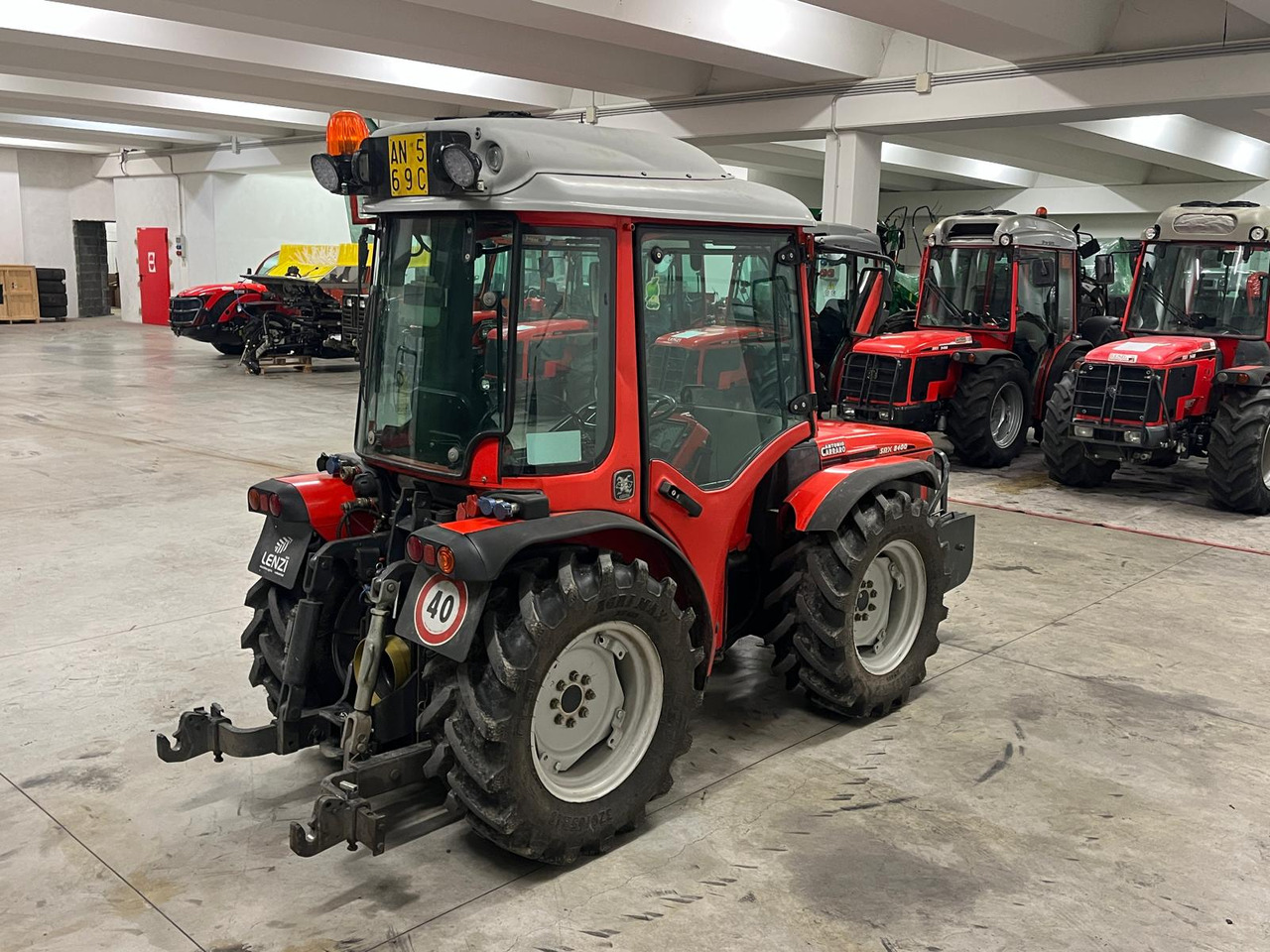 ANTONIO CARRARO SRX 8400 - Máy cày: hình 5 ANTONIO CARRARO SRX 8400 - Máy cày: hình 5